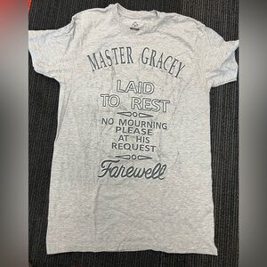 DISNEY HAUNTED MANSION MASTER GRACEY SHIRT SIZE S